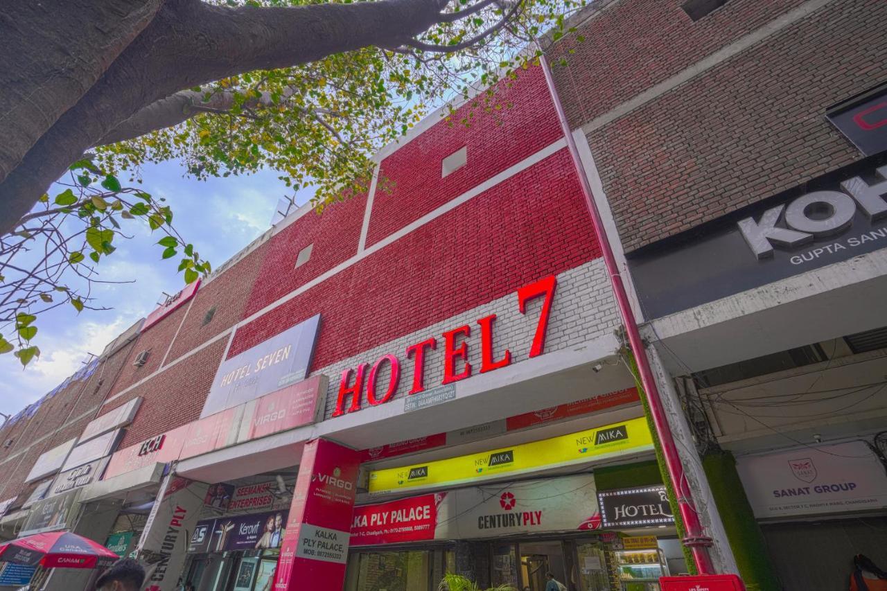 Hotel Seven- Center Of City Chandigarh Chandīgarh Exterior foto