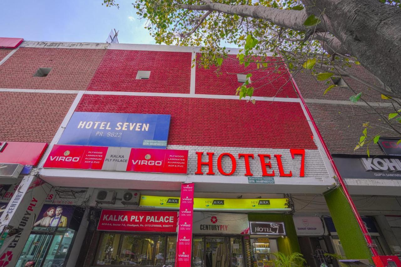 Hotel Seven- Center Of City Chandigarh Chandīgarh Exterior foto