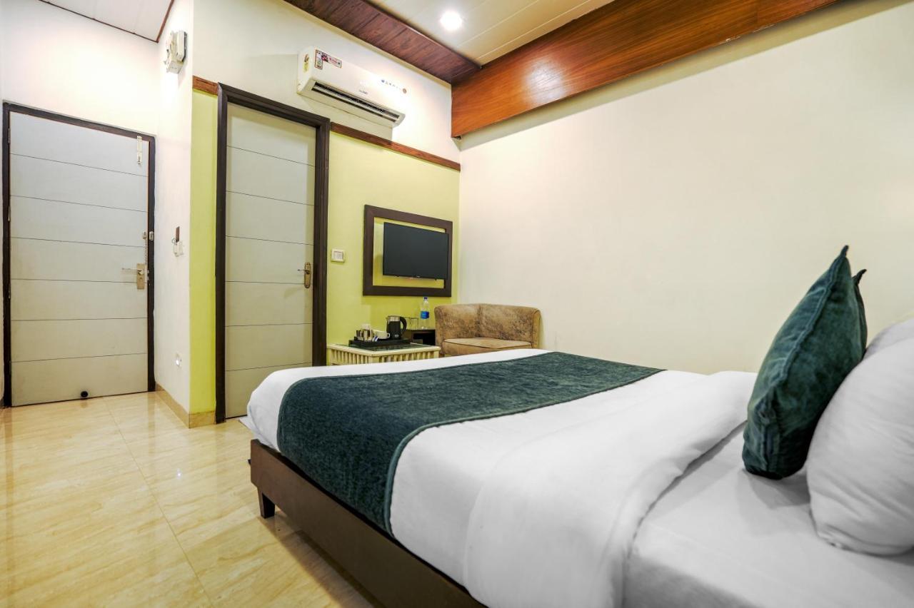 Hotel Seven- Center Of City Chandigarh Chandīgarh Exterior foto